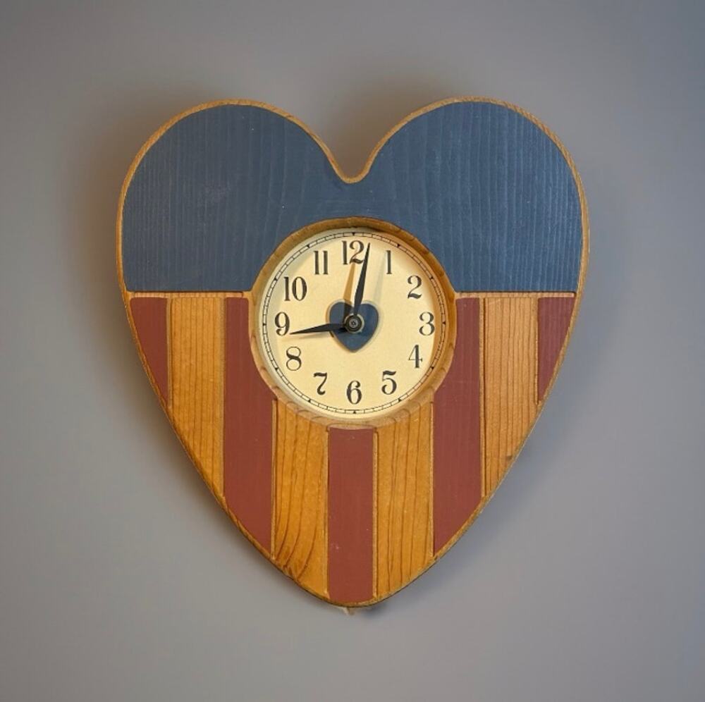 Vintage Rustic Wood Americana Heart Wall Clock Patriotic Country Folk Art Works